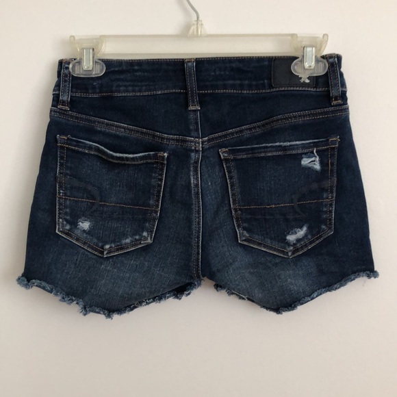 American Eagle Distressed Denim Shorts Midi - Picture 2 of 9